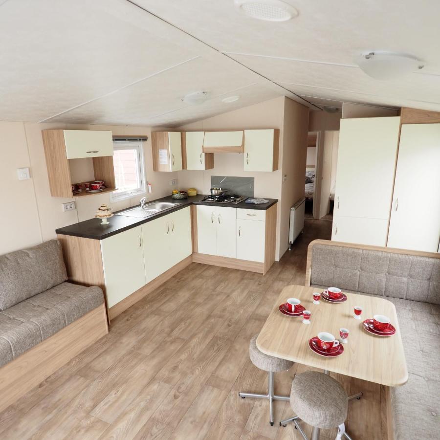 Camping De Binnenvaart Superior Chalet Aan de Wolfsberg Eksteriør bilde