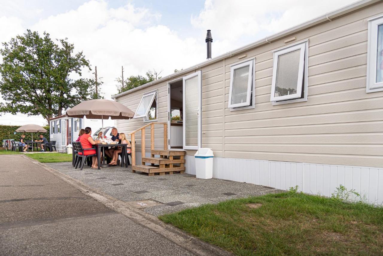 Camping De Binnenvaart Superior Chalet Aan de Wolfsberg Eksteriør bilde